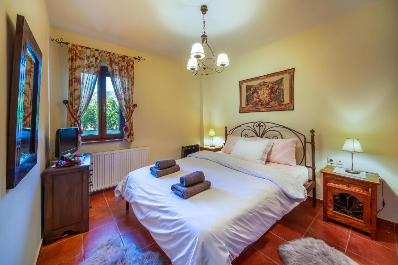 Livadi Cozy Villa Арахова Екстер'єр фото